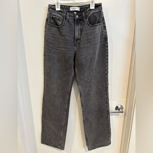 Abercrombie High Rise 90s Relaxed Jeans